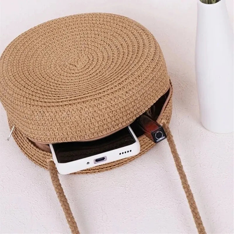 Minimalist Straw Bag